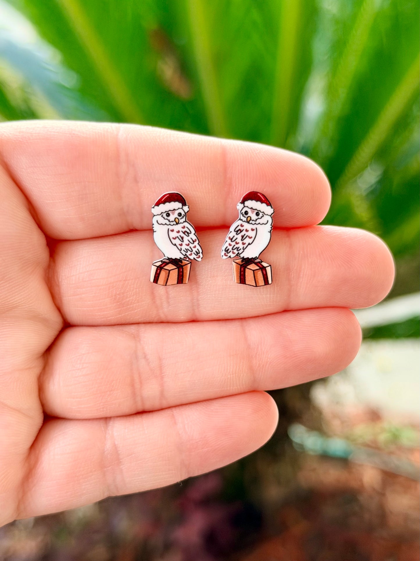 Wizarding Owl at Christmas Earring