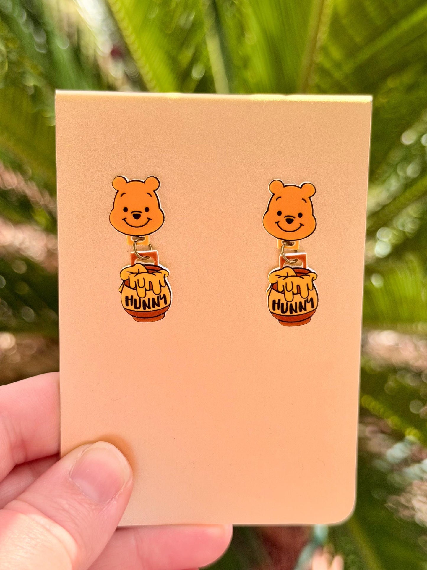 Dangle Honey Pot Pooh Earrings